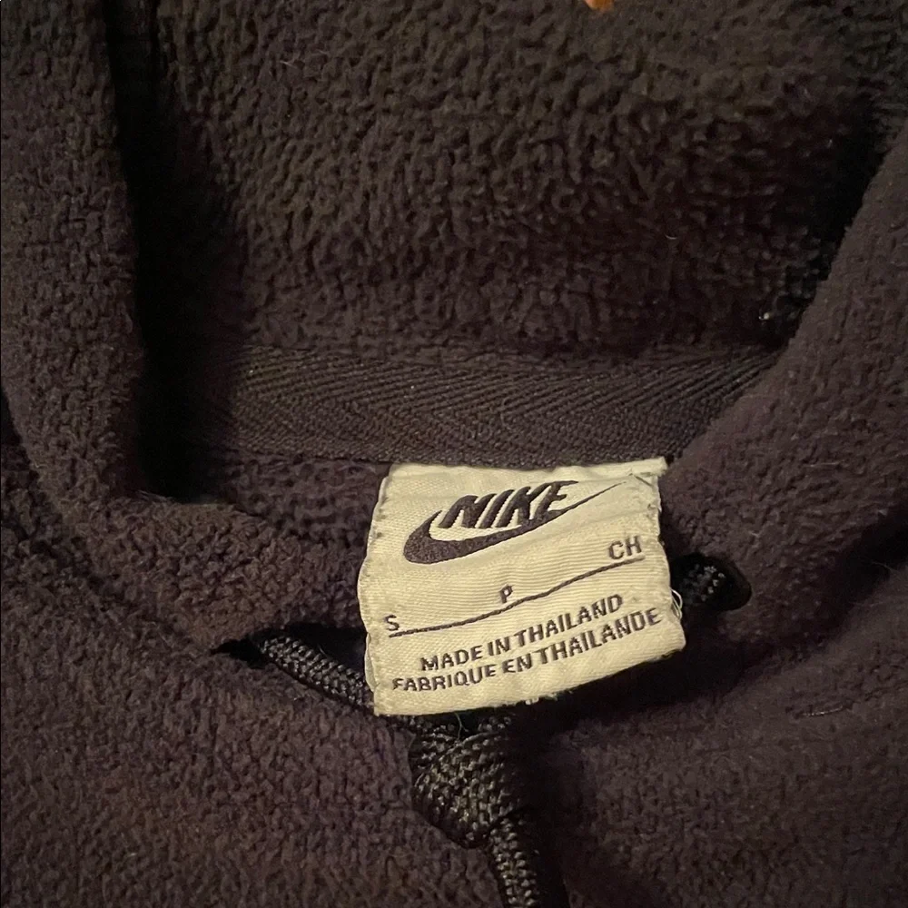 Nike Black Hoodie with Front Pocket - Picture 2 of 4